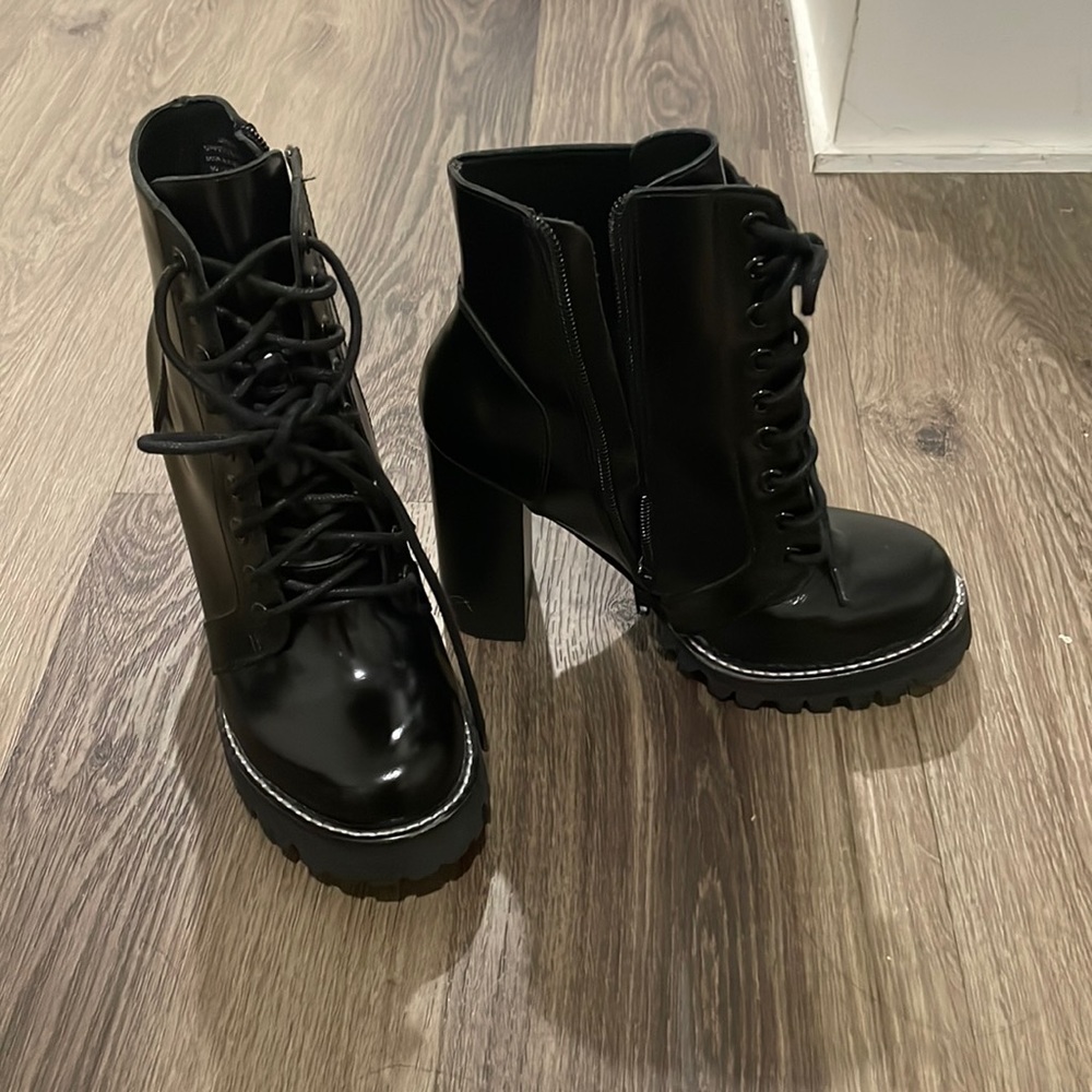 Jeffrey Campbell Legion Block Heel Boot in Black Leather Size 6.5